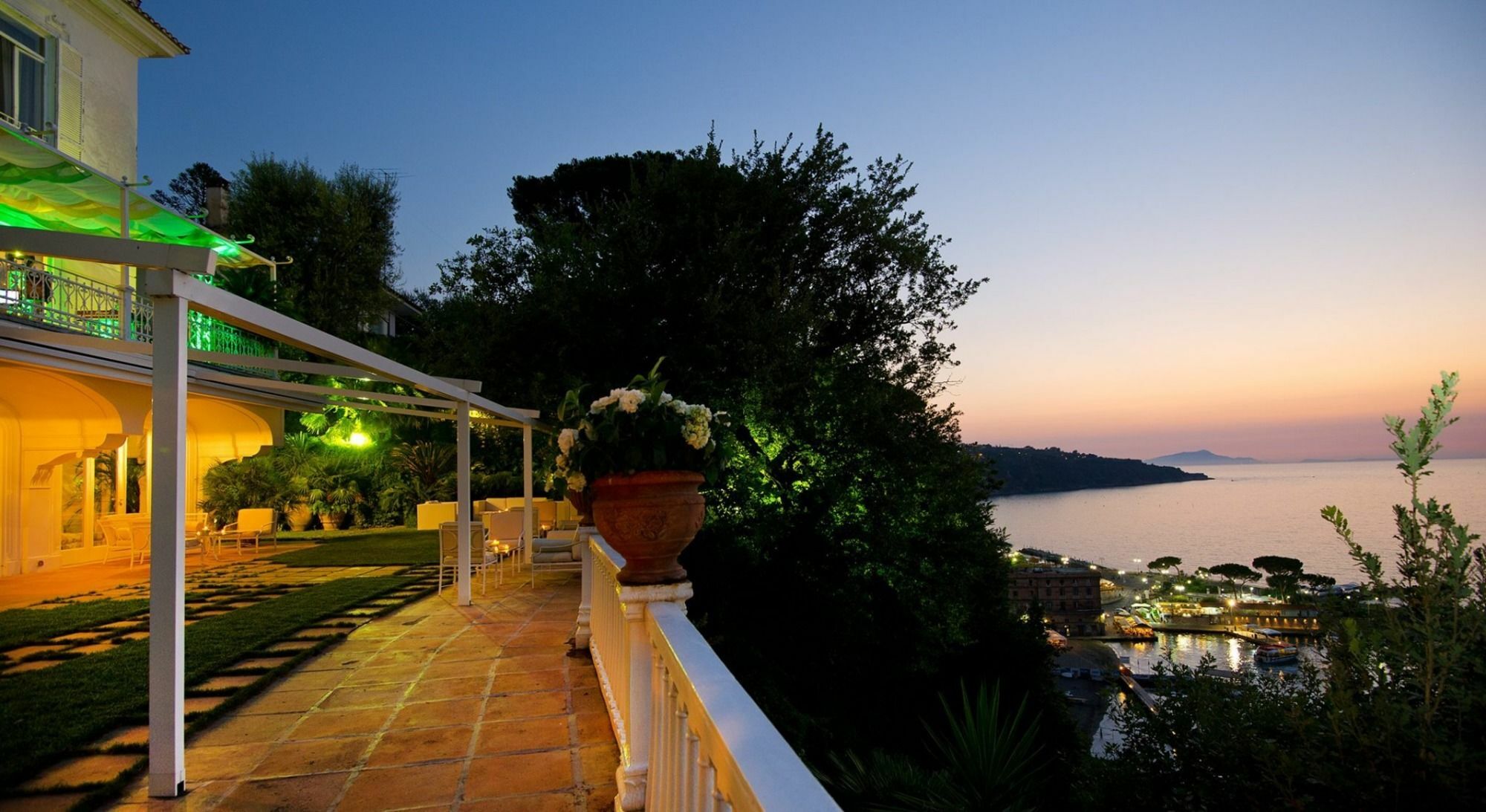 Villa Silvana Relais Соренто Екстериор снимка